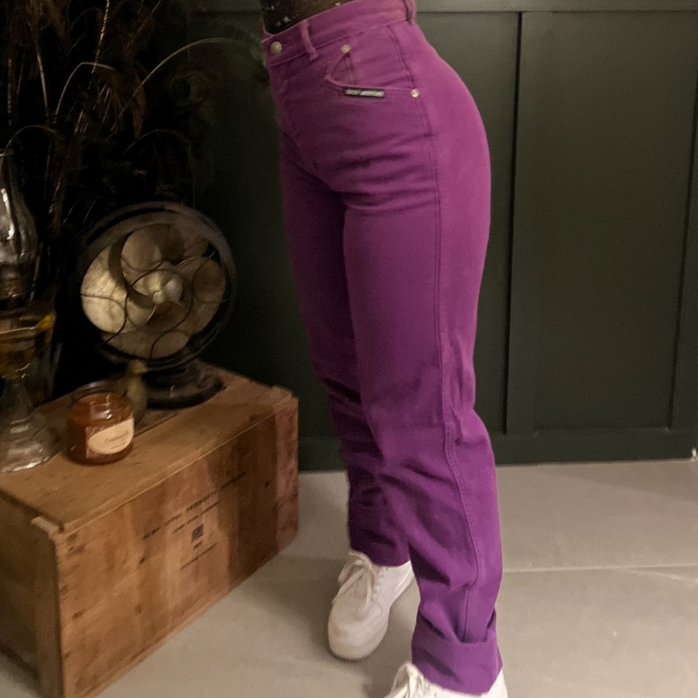 Cute purple Rockies for sell!! I’m 5ft 1 size 4